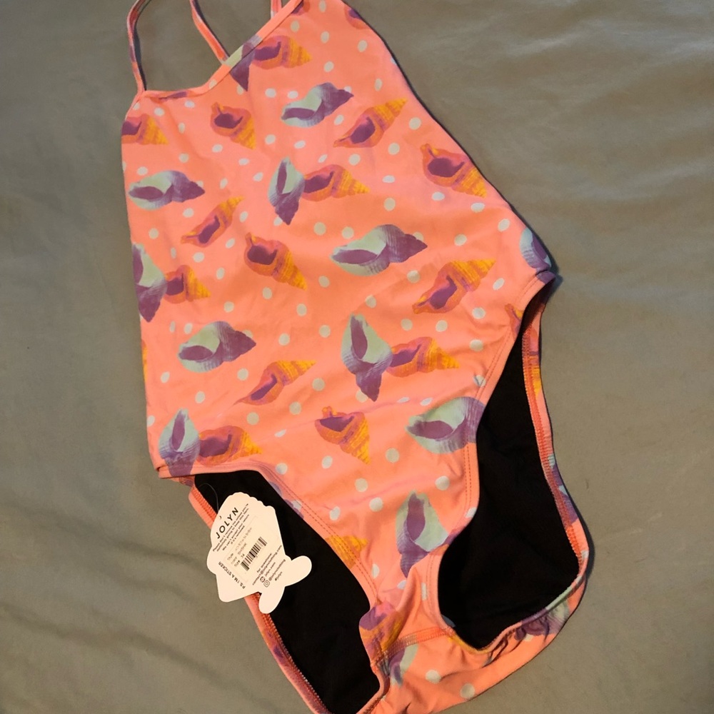 Jolyn Jackson 4 seashell tie back NWT